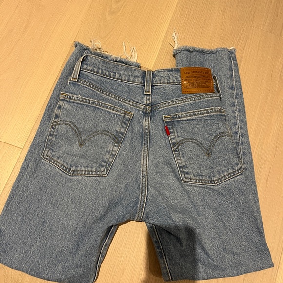 Levis Wedgie Straight Blue Jeans - Picture 3 of 6